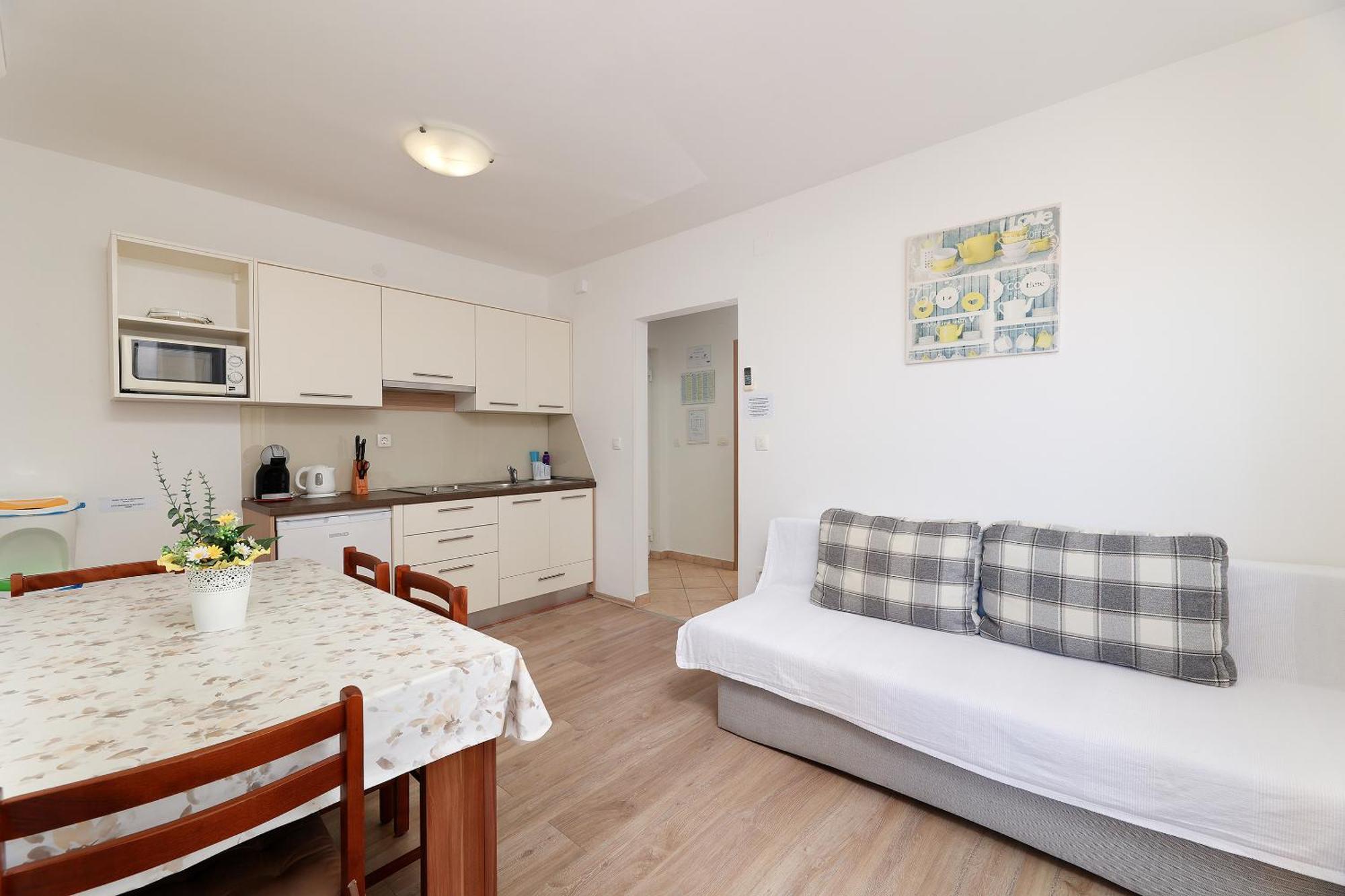 Apartments Omanovic Čižići 외부 사진